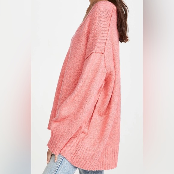 ⭐️🌸FREE PEOPLE Brookside Tunic - Picture 2 of 3